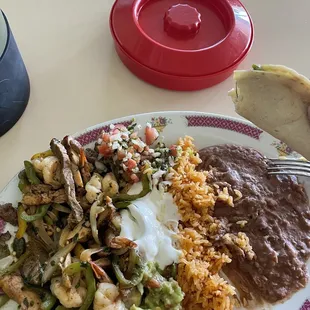 16. Fajitas Mixtas Dinner Plate