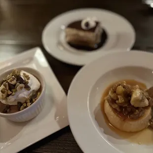 Dessert: Tiramisu, panna cotta, Nutella dessert