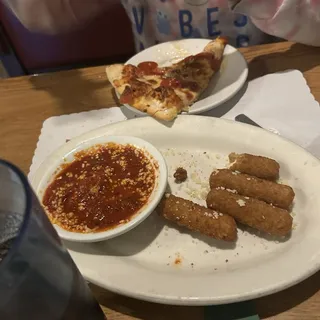 Mozzarella Sticks with Marinara Sauce