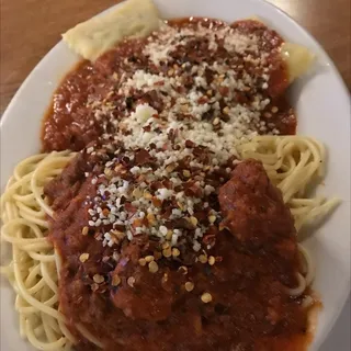 Ravioli & Spaghetti Famous Dinner