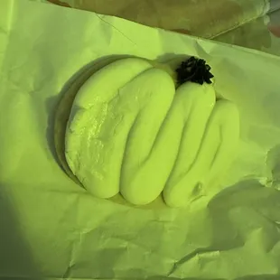 A very dry cookie can't explain the flavor it's not a sugar cookie