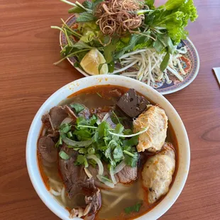 Bun bo hue