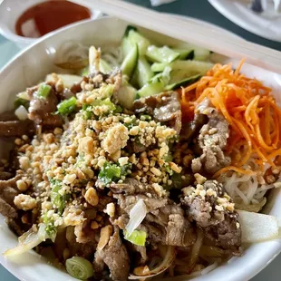 Bun Bo Xao - vermicelli with beef &amp; onion