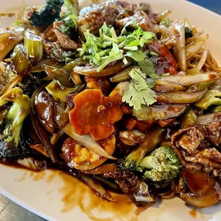 Combination stir fried egg noodles