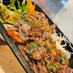 Grilled shrimp and pork with noodles (number 37)