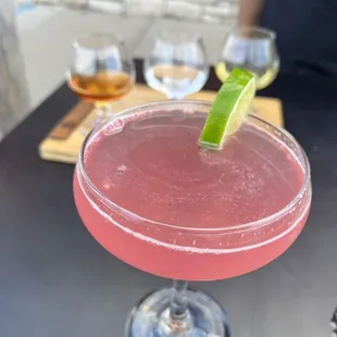 Living my best Carrie Bradshaw life with a Cosmopolitan