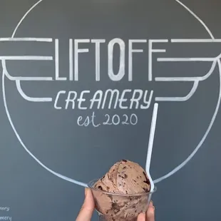 1 scoop of Chocolate Chunk