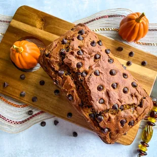 Pumpkin Chocolate Chip Tea Bread