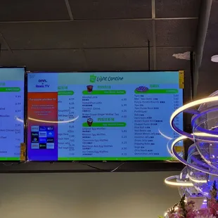 Menu || IG: @misspiggyeats