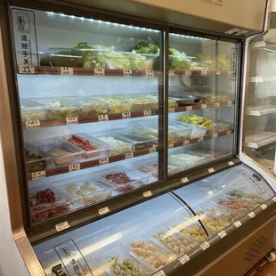 Ingredient options for custom soup and hot pots