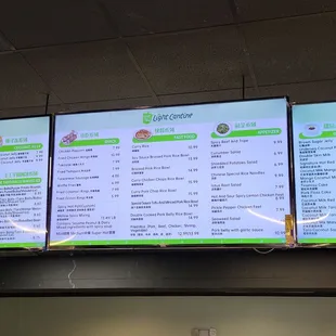 Menu || IG: @misspiggyeats