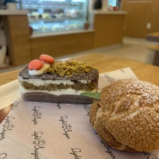 Dubai Chocolate Cake Box