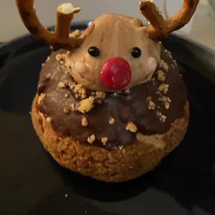 They&apos;re definitely in the holiday spirit!