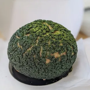 Matcha cream puff