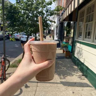 Chocolate Peanut Butter Banana smoodie