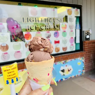 Mini double scoop of Rocky Road and Chocolate Peanut Butter