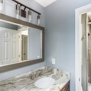 Jack and Jill kids bath remodel