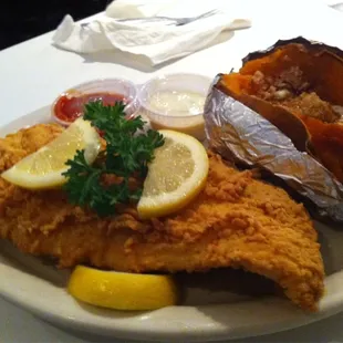 Fried red snapper
