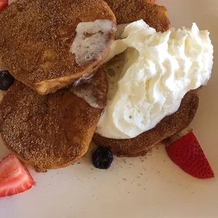 Mango Stuffed French Toast