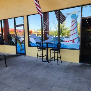 Lunchtime at the Lighthouse!