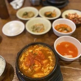 Oyster tofu soup
