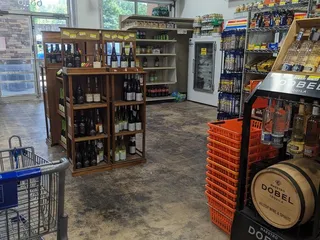 Hilltop Wine & Spirits