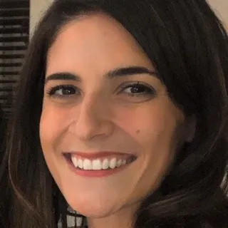 Shelley F.