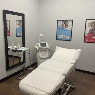 LightRx Mesa Treatment Room