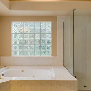 Real Estate Photography Bathroom