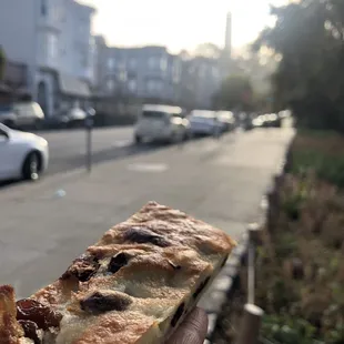 Raisin focaccia