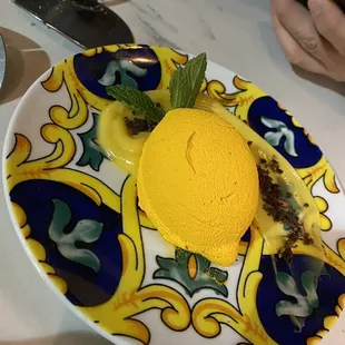 Lemon cream dessert