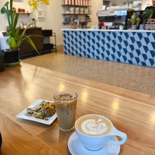 Hojicha latte hot and iced