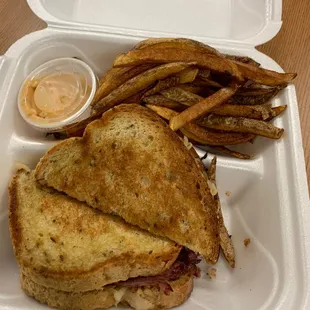 Ruben sandwich I ordered for lunch this was my  first experience here, as I work down the street .