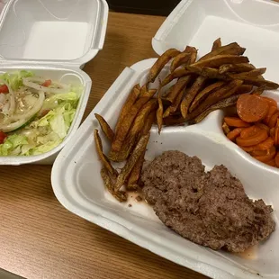 Absolutely the worse chop steak I have ever seen in my life. I didn&apos;t eat it.