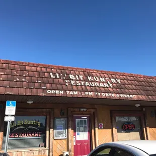 the outside of a restaurant