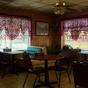 This place is such a healthy throwback to simpler times.