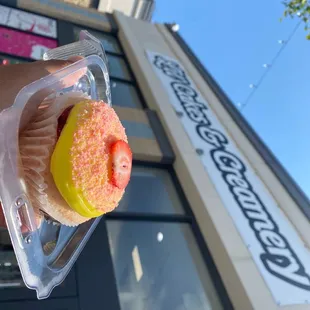 Strawberry lemon cupcake