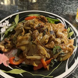 Spicy Pad Kee Mao
