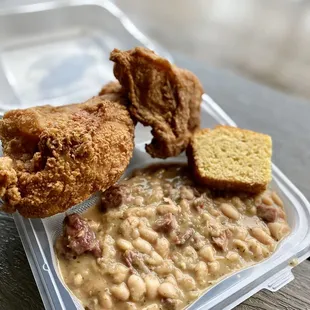 White beans and rice with fried chicken