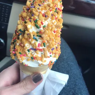 &quot;Only 8&quot; low calorie soft serve with the crunch coat