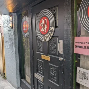 Entrance to Lil Indies