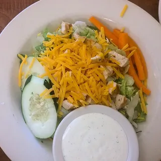 Grilled Chicken Salad*