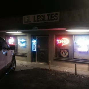 he outside of a restaurant at night