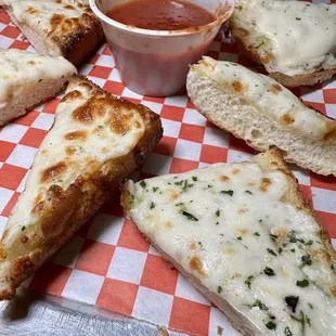 Garlic Cheese Bread