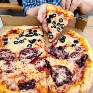 Half olive, half beeteroni