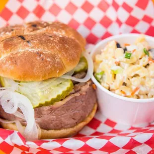 ows a hamburger and coleslaw