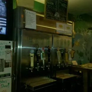 8 taps rotating constantly!