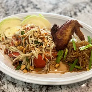 Som Tum Fried Chicken Wing