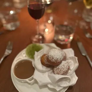 Bombolonis