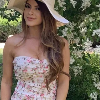 Claudia D.